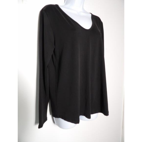 Allison Joy Top Shirt Sz Medium Slinky Soft Black Layers V Neck Staple Basic - Picture 3 of 9